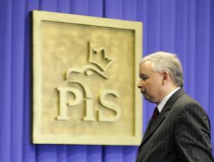 PiS porozmawia po cichu. O demokratyzacji