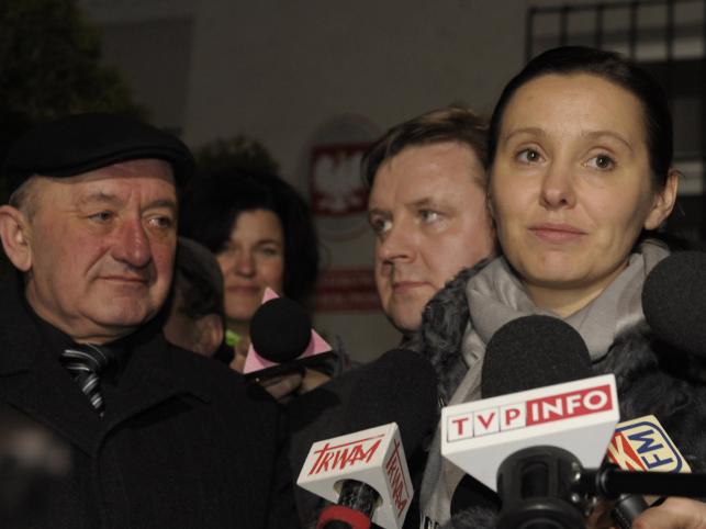 Śledczy wracają do starych wątków