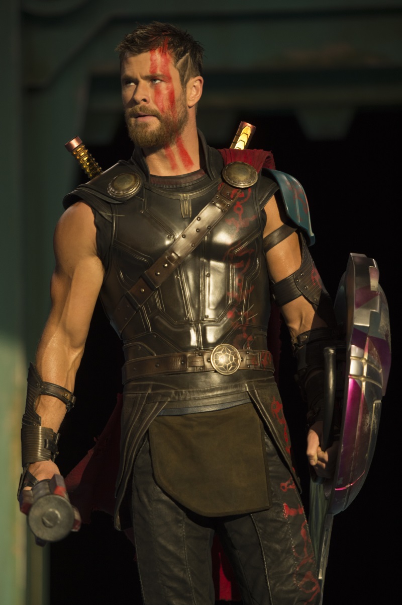 Chris Hemsworth w filmie "Thor: Ragnarok". Polska premiera 25 października 2017 roku