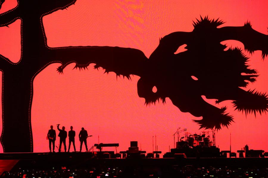 U2 podczas trasy "The Joshua Tree 2017" - koncert w Santiago de Chile 14.10.2017