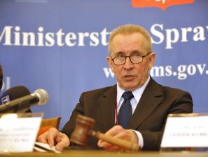Pruski odchodzi z resortu Andrzeja Czumy
