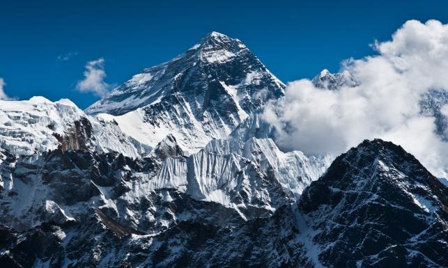 Alex Txikon zrezygnował z wejścia na Everest.