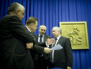 Jarosław Kaczyński buduje arkę przetrwania