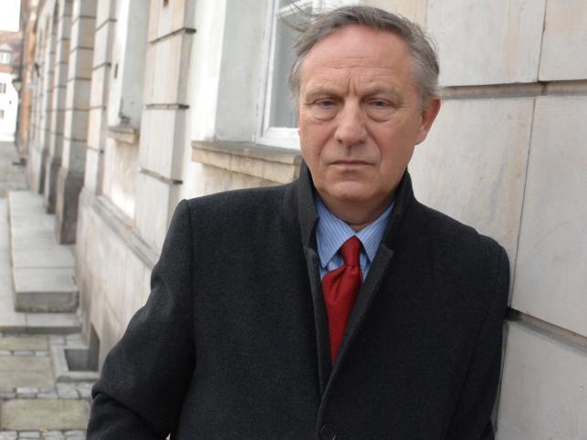 Senator Piesiewicz popiera nagrodę za porywaczy