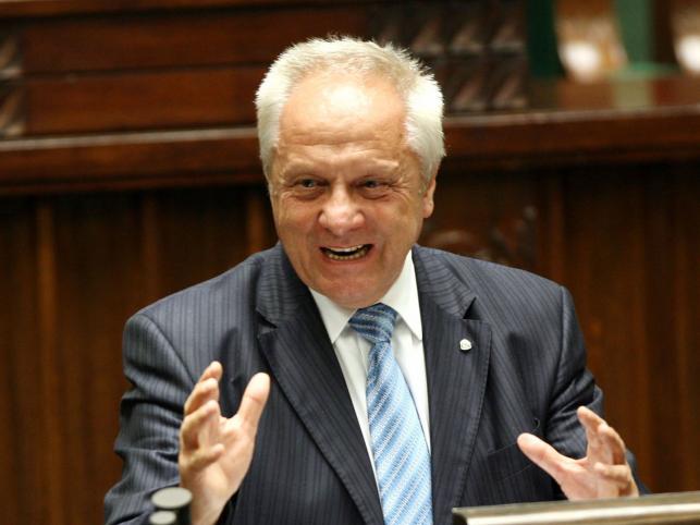 Niesiołowski: Kaczyński na inhalacje