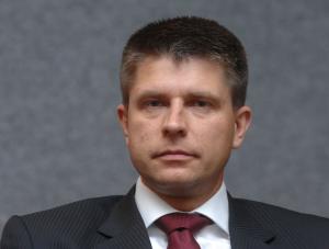 Ryszard Petru odchodzi z PKO BP