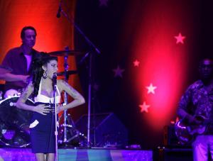 Wygwizdana w Belgradzie, Amy Winehouse odwołuje następne koncerty