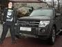 Krzysztof Skiba z zespołu "Big Cyc" i jego nowe mitsubishi pajero