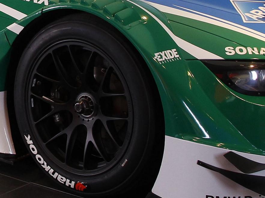 W Walencji zaprezentowano nowy samochód zespołu Castrol EDGE