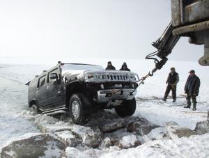 Hummer zatopiony w Balatonie