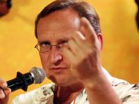 Cejrowski o Czubaszek: Gnijąca śliwka! Usunąć ją...