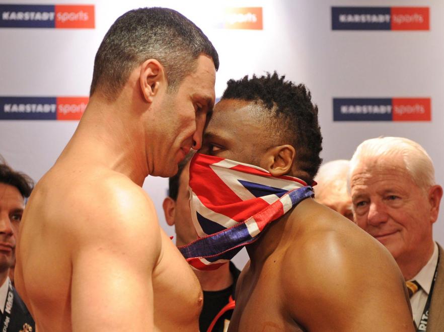 Witalij Kliczko i Dereck Chisora