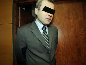 Prokuratura: Doktor G. poniżał, zastraszał i bił