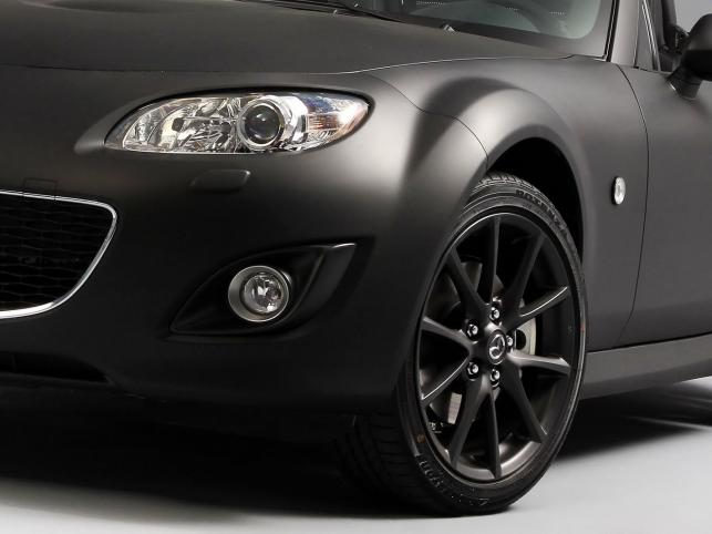 Mazda MX-5 w limitowanej edycji Black&Mat - specjalnie na 20. urodziny tego najpopularniejszego roadstera świata