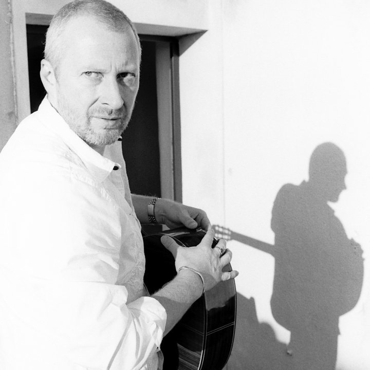 "Black" Colin Vearncombe (1962 – 2016)
