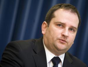 Arabski: niepotrzebnie prezydent się sądzi