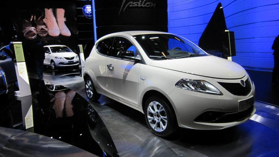 Lancia ypsilon