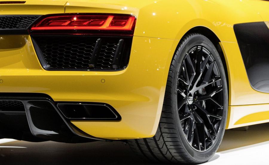Audi R8 Spyder V10
