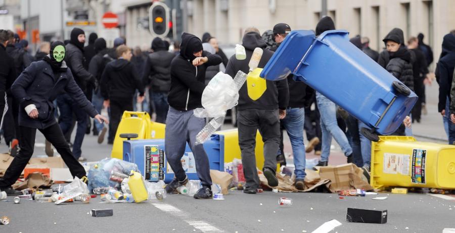 BITWA Z POLICJĄ W CENTRUM BRUKSELI