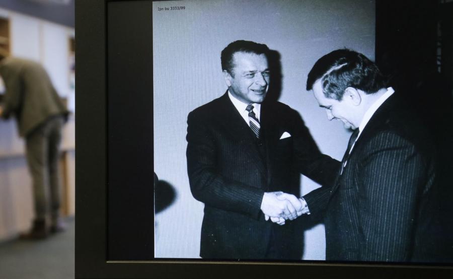 FOTOGRAFIE Z SZAFY KISZCZAKA