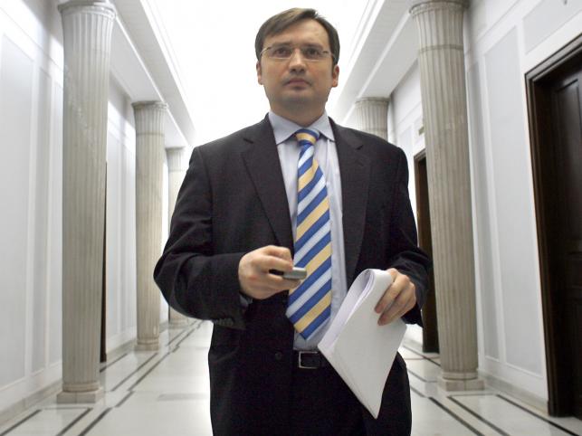 Ziobro: Ćwiąkalski musi odejść